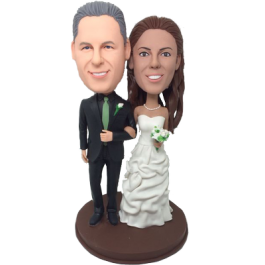 Geen Tie Wedding Cake Topper